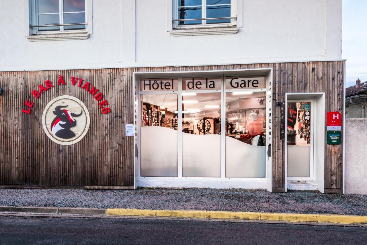 Hotel De La Gare Surgeres Luaran gambar